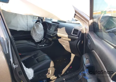 2018 Toyota Highlander Se из США, поврежденный, VIN 5TDKZRFH9JS527159